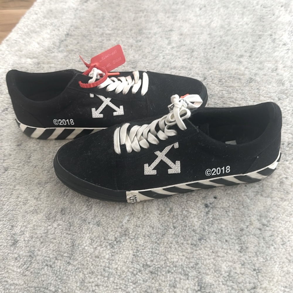 OFF-WHITE Vulc Low